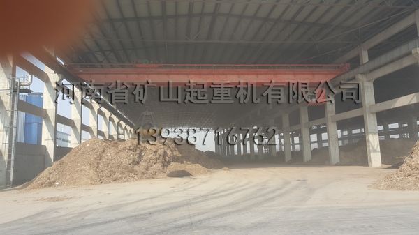 新型生物發電抓斗起重機